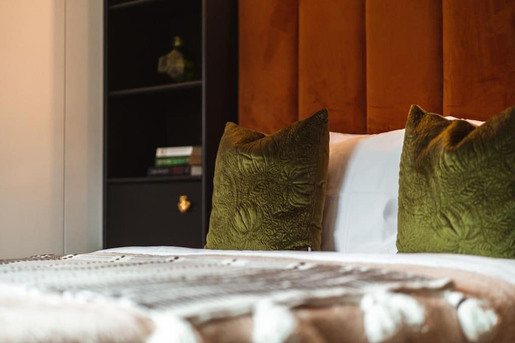 The West End Loft - 5* Retreat - Private Parking! Lejlighed Glasgow Eksteriør billede