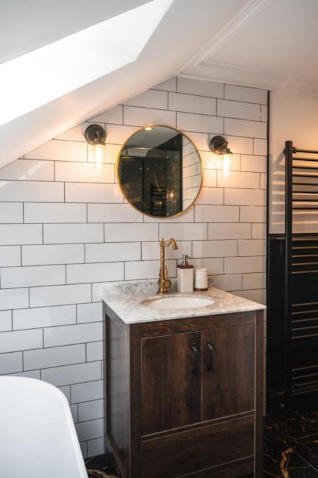 The West End Loft - 5* Retreat - Private Parking! Lejlighed Glasgow Eksteriør billede